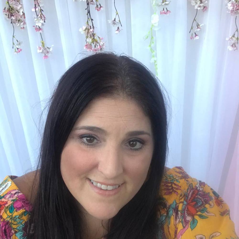 Meet your Posher, Toni-ann